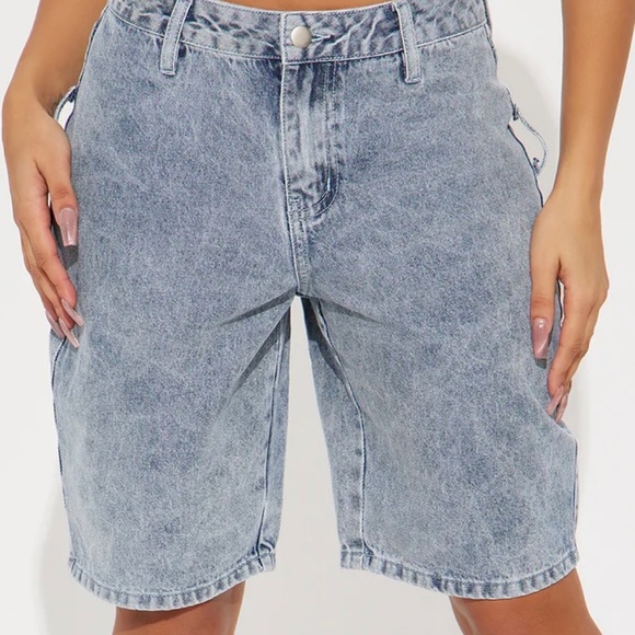 Wide Leg Jeans - Picture 3 of 4